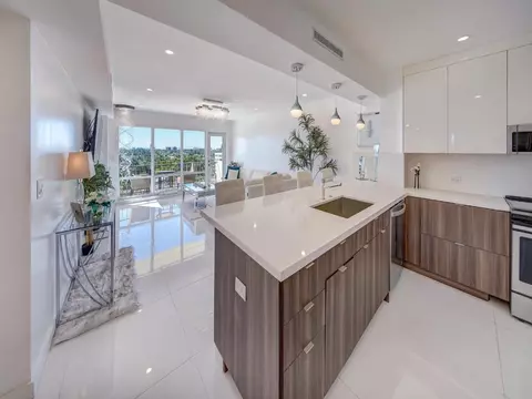 2500 E Las Olas #707, Fort Lauderdale, FL 33301