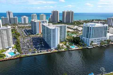 3233 NE 34th St #406, Fort Lauderdale, FL 33308