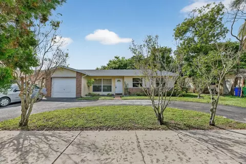 8400 Johnson, Pembroke Pines, FL 33024