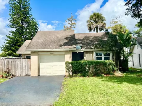7321 NW 38th Ct, Coral Springs, FL 33065