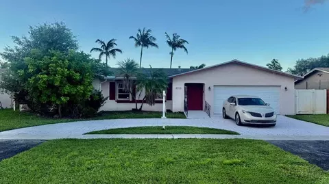 8911 Johnson, Pembroke Pines, FL 33024