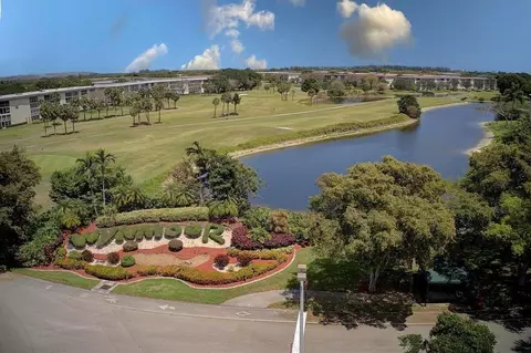 1601 Abaco Dr #D1, Coconut Creek, FL 33066