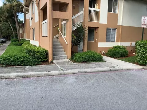 755 N 92nd, Plantation, FL 33324