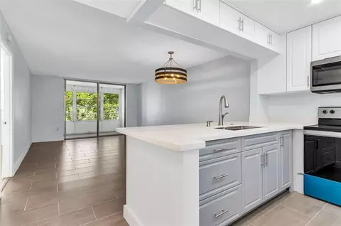 9091 Lime Bay Blvd #312, Tamarac, FL 33321