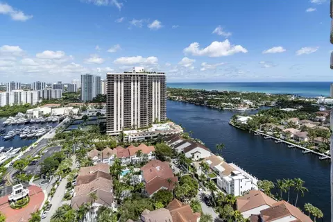 19355 Turnberry #24C, Miami, FL 33180