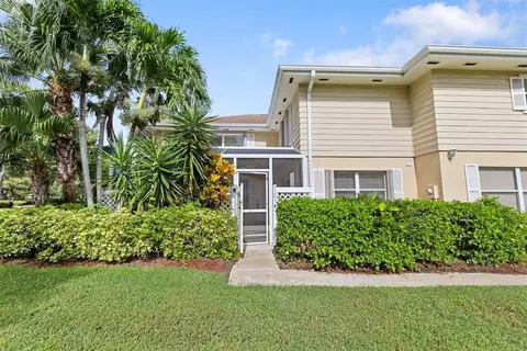 5203 Wheatley, Boynton Beach, FL 33436