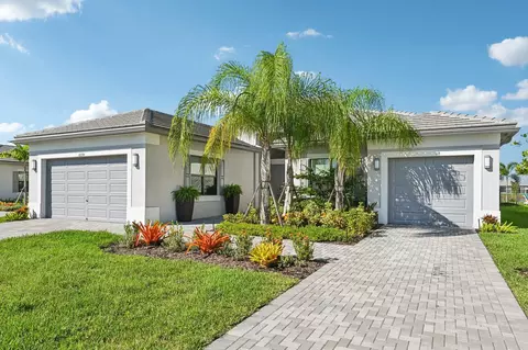 12274 SW Saltwater Dr, Port Saint Lucie, FL 34987