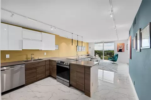 1800 N Andrews #7B, Fort Lauderdale, FL 33311