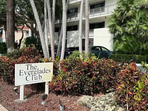 2300 NE 33rd #403, Fort Lauderdale, FL 33305