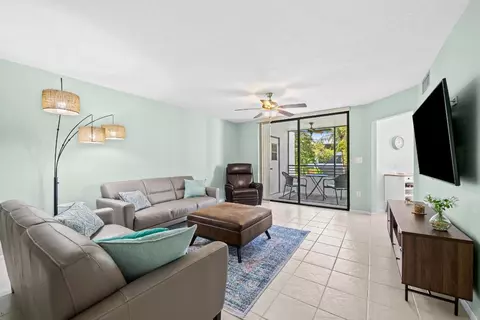 1470 Sheridan #16C, Hollywood, FL 33020