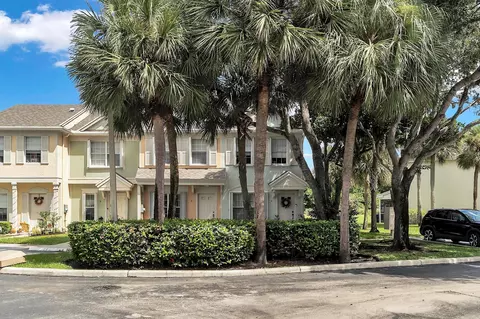 4 Key West Ct #4, Weston, FL 33326