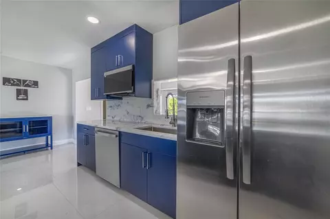 1809 SW Capehart Ave, Port Saint Lucie, FL 34953