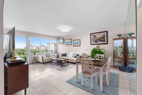 3233 NE 34th St #1207, Fort Lauderdale, FL 33308