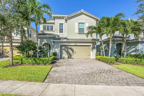 964 Banyan, Hollywood, FL 33021