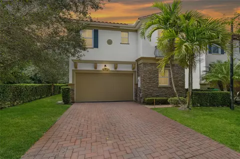 5315 Golden Eagle Ter, Davie, FL 33314