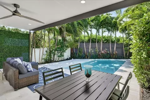 824 NE 14th, Fort Lauderdale, FL 33304