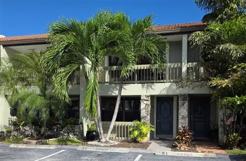 2851 NE 60th #2851, Fort Lauderdale, FL 33308