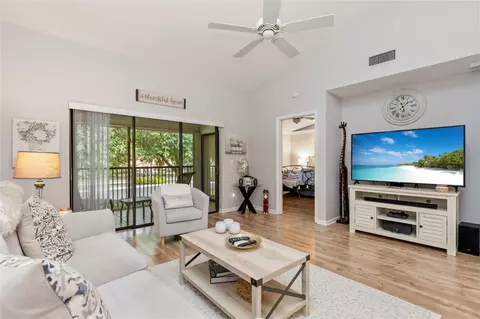 206 Congressional Way #206, Deerfield Beach, FL 33442