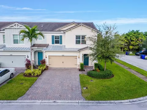 1595 Evergreen, Hollywood, FL 33021