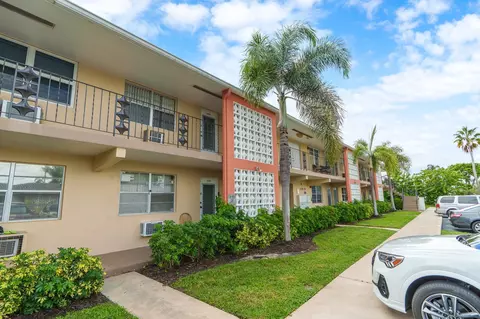 2106 NE 56th Ct #204, Fort Lauderdale, FL 33308