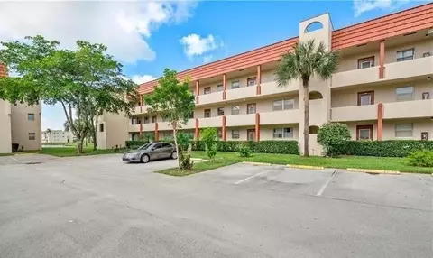 3071 Sunrise Lks Dr #112, Fort Lauderdale, FL 33322