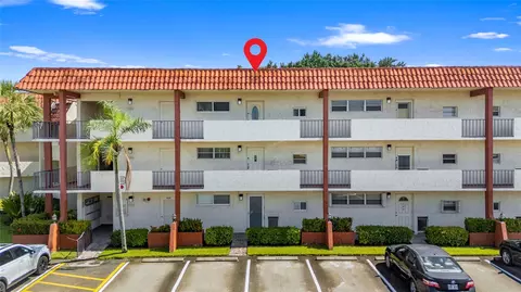8990 S Hollybrook Blvd #305, Pembroke Pines, FL 33025