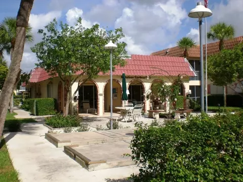 101 E Mcnab #428, Pompano Beach, FL 33060