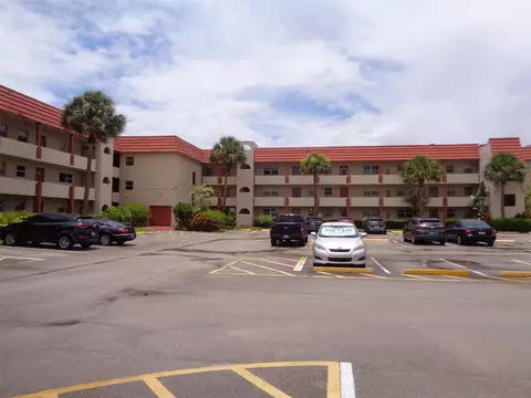 2831 E Sunrise Lakes Dr #209, Sunrise, FL 33322