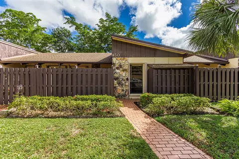 450 Briarwood Cir #2, Hollywood, FL 33024