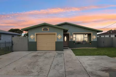 5411 SW 19th, West Park, FL 33023