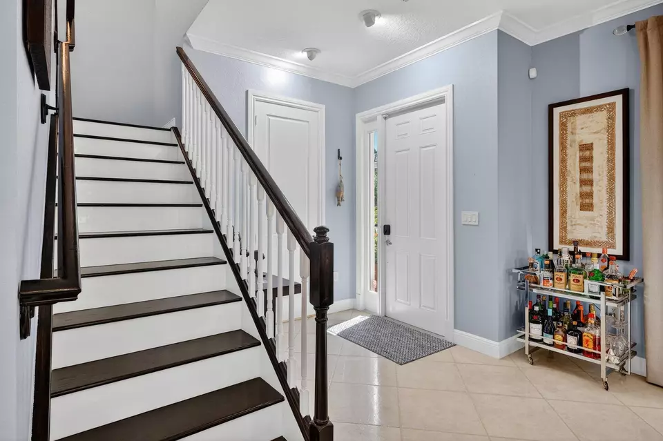 Entry Way - 1747 NE 12th St #1747, Fort Lauderdale, FL 33304 photo 1 of 3