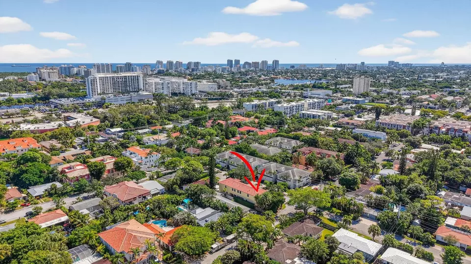 View/Area - 1747 NE 12th St #1747, Fort Lauderdale, FL 33304 photo 5 of 6