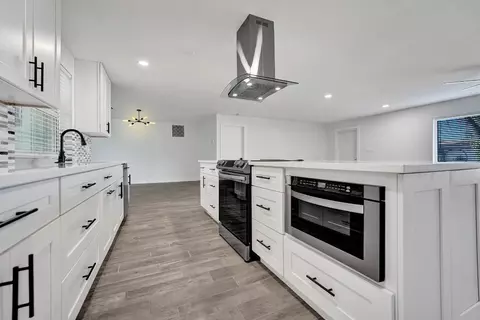 11600 NW 26th, Plantation, FL 33323