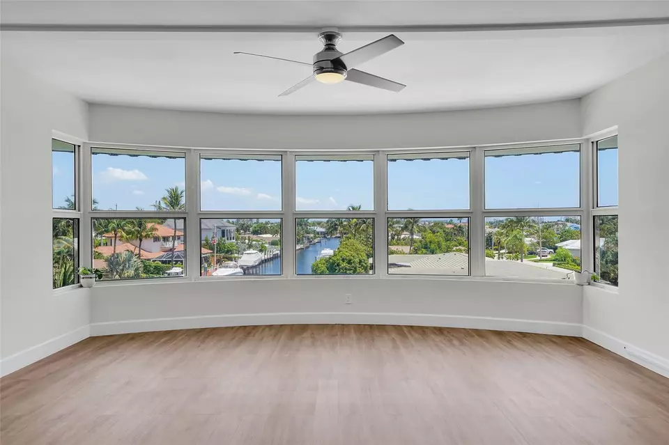 Living - 3121 NE 51 St #406E, Fort Lauderdale, FL 33308 photo 1 of 9