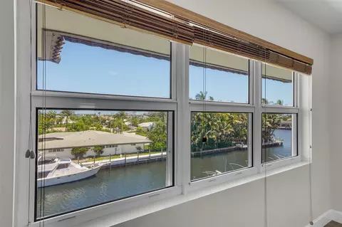 View/Area - 3121 NE 51 St #406E, Fort Lauderdale, FL 33308 photo 1 of 8