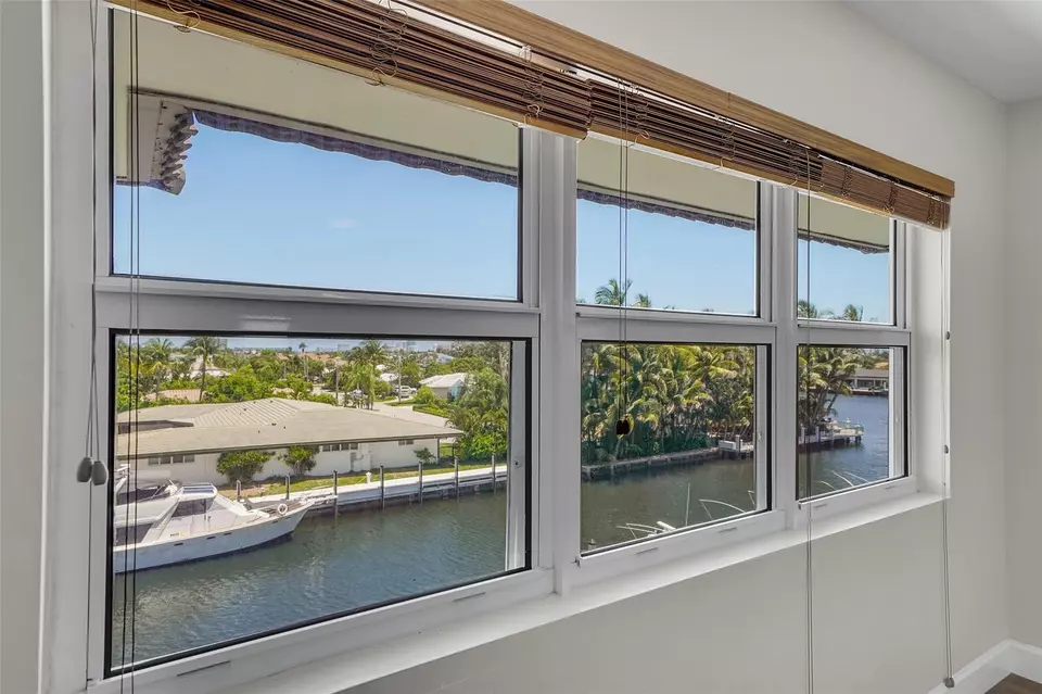 View/Area - 3121 NE 51 St #406E, Fort Lauderdale, FL 33308 photo 1 of 8