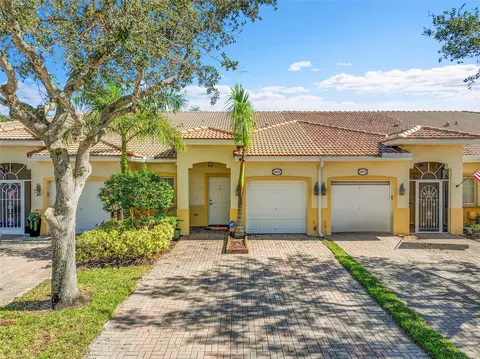 9815 Galleon Dr, West Palm Beach, FL 33411