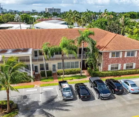 2800 NE 28th #5, Lighthouse Point, FL 33064