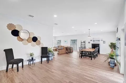 Entry Way - 2622 NE 27th Ave, Lighthouse Point, FL 33064 photo 2 of 2