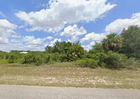 8007 Mangrove Cir, Port Labelle, FL 33935