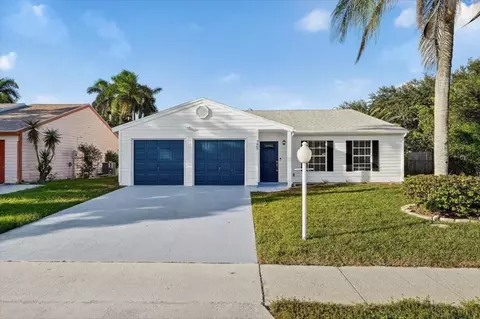 7867 Ridgewood, Lake Worth, FL 33467