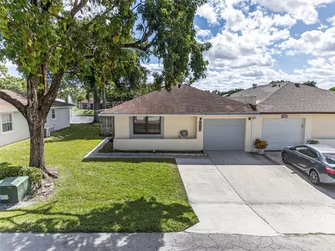 4916 Luqui #26A, West Palm Beach, FL 33415