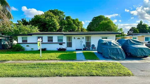 4810 NW 11th Pl, Lauderhill, FL 33313