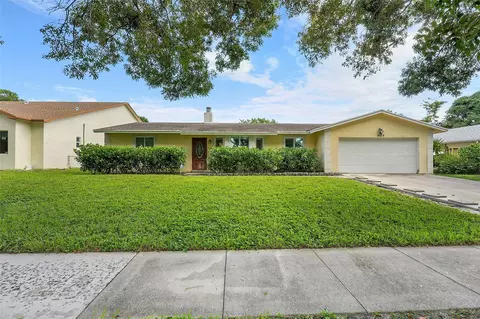 4014 Waverly Dr, West Palm Beach, FL 33407