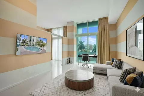 1900 N Bayshore Dr #715, Miami, FL 33132