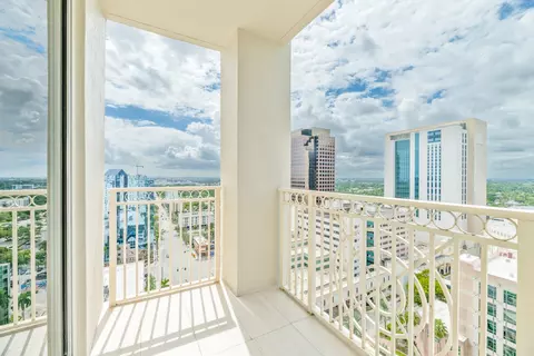 511 SE 5th Ave #2114, Fort Lauderdale, FL 33301
