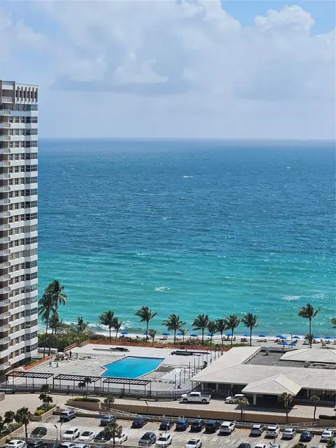 1985 S Ocean Dr #20D, Hallandale Beach, FL 33009