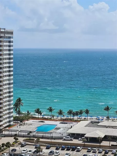 1985 S Ocean Dr #20D, Hallandale Beach, FL 33009