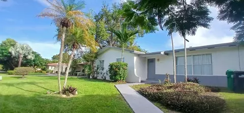 8760 SW 181st Ter, Palmetto Bay, FL 33157