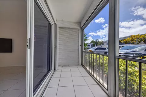 6521 Bay Club Dr #6521-2, Fort Lauderdale, FL 33308